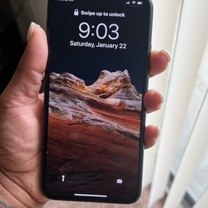 iPhone 11pro max 256 gb mint condition